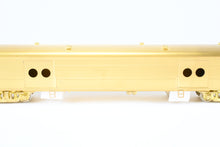 Load image into Gallery viewer, HO Brass Oriental Limited MILW - Milwaukee Road General Service #1317 Baggage Express
