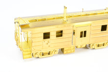 Load image into Gallery viewer, HO Brass OMI - Overland Models, Inc. MILW - Milwaukee Road Bay Window Caboose With Straight Trucks
