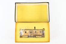 Load image into Gallery viewer, HO Brass NPP - Nickel Plate Products MILW - Milwaukee Road Smooth Side Bay Window Caboose
