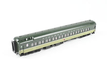 Load image into Gallery viewer, HO Brass W&amp;R Enterprises NP - Northern Pacific Heavyweight Coach W/Air FP &quot;Loewy&quot; No. 1213
