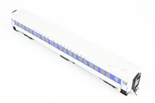 Load image into Gallery viewer, HO Rapido Trains Inc. BAR - Bangor &amp; Aroostock Osgood - Bradley 10 Window Coach No. 151 Passenger Car
