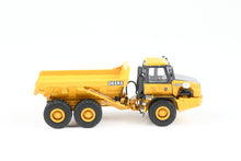 Load image into Gallery viewer, HO Brass CON CMC - Classic Mint Collectibles John Deere 250D Articulated Dump Truck FP
