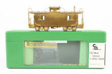 Load image into Gallery viewer, HO Brass OMI - Overland Models, Inc. C&amp;O - Chesapeake &amp; Ohio Wood Caboose #90401-90540
