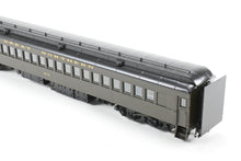 Load image into Gallery viewer, HO Brass CIL - Challenger Imports GN - Great Northern HW First Class Coach Factory Painted No. 979 REPLACEMENT BOX
