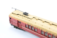 Load image into Gallery viewer, HO Brass Suydam PE - Pacific Electric Blimp 76&#39; Combine Powered Custom Painted No. 498
