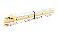 Load image into Gallery viewer, HO Brass Oriental Limited D&amp;RGW - Rio Grande EMD F7 Phase II A/B Set 1500 HP Each Factory Painted
