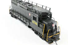 Load image into Gallery viewer, HO Brass Oriental Limited PRR - Pennsylvania Railroad EMD GP30 2250 HP Low Hood Phase II w/ Trainphone Antenna FP
