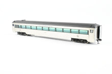 Load image into Gallery viewer, HO Multimedia Assembled Kit NH - New Haven 64-Seat Coach 14-Seat Smoker Car #8617
