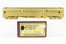 Load image into Gallery viewer, HO Brass W&amp;R Enterprises NP - Northern Pacific Baggage Car Nos 1500 - 1515
