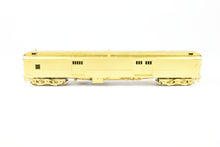 Load image into Gallery viewer, HO Brass W&amp;R Enterprises NP - Northern Pacific Baggage Car Nos 1500 - 1515
