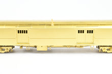 Load image into Gallery viewer, HO Brass W&amp;R Enterprises NP - Northern Pacific Baggage Car Nos 1500 - 1515
