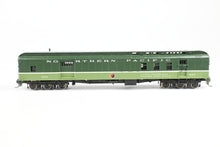 Load image into Gallery viewer, HO Brass W&amp;R Enterprises NP - Northern Pacific RPO Car Custom Painted &quot;Loewy&quot; No. 1435
