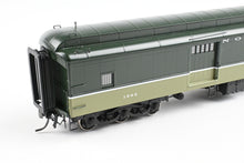 Load image into Gallery viewer, HO Brass W&amp;R Enterprises NP - Northern Pacific Baggage Car  Factory Painted "Loewy" No. 1505
