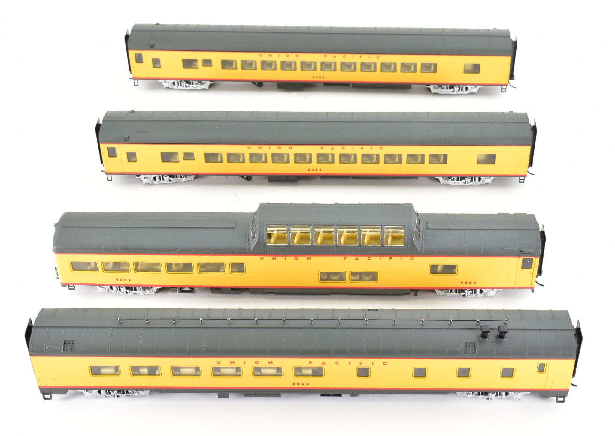 Passenger Car Interior KIT for Rivarossi 85ft Heavy-Weight Passenger Car Interior KIT for Rivarossi 85ft Heavy-Weight