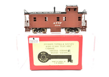 Load image into Gallery viewer, HO Brass Key Imports ATSF - Santa Fe #2201 Class Flat Side Caboose Original Version FP
