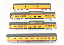 Load image into Gallery viewer, HO Rivarossi UP - Union Pacific Passenger Car Set B - 2 Vista Dome, 1 10-6 Pullman, 1 Baggage
