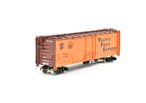 HO Brass CON CIL - Challenger Imports PFE - Pacific Fruit Express R-40-28 Ice Refrigerator Car FP #11789