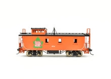 Load image into Gallery viewer, HO Brass PFM - SKI CV- Central Vermont Wood Caboose Factory Painted
