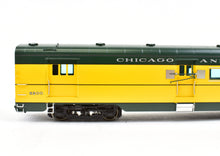 Load image into Gallery viewer, HO Brass Railway Classics C&amp;NW - Chicago and North Western &quot;400&quot; Baggage 60&#39; Mail RPO Car FP #8200
