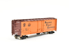 Load image into Gallery viewer, Copy of HO Brass CON CIL - Challenger Imports PFE - Pacific Fruit Express R-40-28 Ice Refrigerator Car FP #11702
