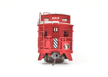 Load image into Gallery viewer, HO Brass OMI - Overland Models, Inc. GN - Great Northern 30&#39; Wood Caboose Factory Painted No. X-213
