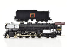 Load image into Gallery viewer, HO Brass Oriental Limited CB&amp;Q - Burlington Route O-5 4-8-4 Open Cab Worthington FWH FP No. 5611
