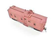 Load image into Gallery viewer, HO Brass Key Imports ATSF - Santa Fe Open Air Seats &quot;Hollywood&quot; Caboose Pro Painted No. 951
