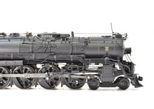 Load image into Gallery viewer, HO Brass Hallmark Models &quot;Super Crown&quot; ATSF - Santa Fe Class 3752 4-8-4 With Poppet Valves, FP No. 3752
