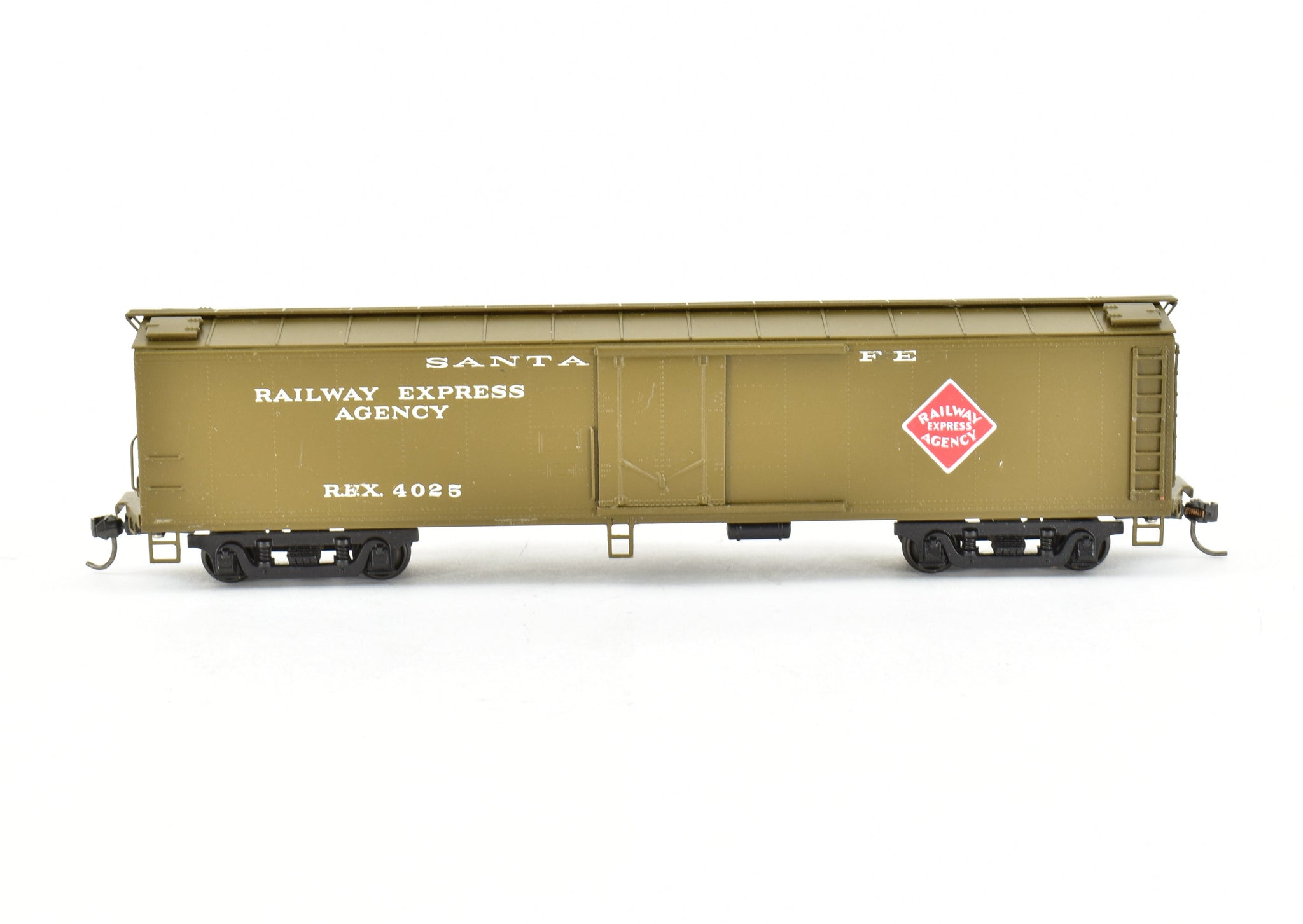 Wagon couvert, SNCF, GAS 8-06, rouge, UIC, volets d'aération inox Wagon couvert, SNCF, GAS 8-06, rouge, UIC, volets d'aération inox