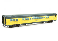 Load image into Gallery viewer, HO Brass Railway Classics C&amp;NW - Chicago and North Western &quot;400&quot; 56-Seat Coach FP 3417
