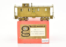 Load image into Gallery viewer, HO Brass Gem Models IC - Illinois Central #9405 Wood Side Door Caboose
