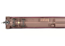 Load image into Gallery viewer, HO Brass NPP - Nickel Plate Products MILW - Milwaukee Road Hiawatha Coach FP

