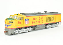 Load image into Gallery viewer, HO ScaleTrains UP - Union Pacific  GTEL 85600 Horsepower Turbine #26 W/ESU DCC &amp; Sound &quot;Utah State Railroad Museum Edition&quot;
