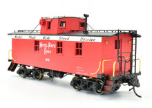 Load image into Gallery viewer, HO Brass DVP - Division Point NYC&amp;St.L - Nickel Plate &quot;46-147&quot; Series 30&#39; Wood Caboose FP
