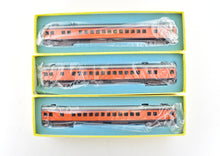 Load image into Gallery viewer, HO Brass NPP - Nickel Plate Products MILW - Milwaukee Road Hiawatha Factory Painted 3 Coach Set
