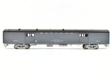 Load image into Gallery viewer, HO Brass CON TCY - The Coach Yard ATSF - Santa Fe Economy Baggage Car #3865 FP Grey and Black
