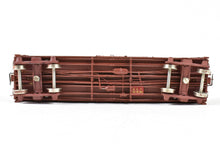 Load image into Gallery viewer, HO Brass NPP - Nickel Plate Products GN - Great Northern 40&#39; Boxcar AB Brake Custom Painted No. 34925
