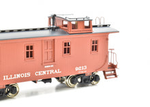 Load image into Gallery viewer, HO Brass PFM - Ski - IC - Illinois Central Wood Caboose
