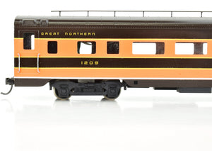 HO Brass Soho GN - Great Northern #1209 Coach Custom Painted "Empire Builder"  No. 1209