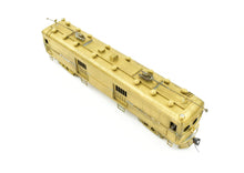 Load image into Gallery viewer, HO Brass Suydam PE - Pacific Electric Box Motor No-Box AS-IS
