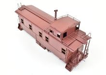 Load image into Gallery viewer, O Brass Sunset Models ATSF - Santa Fe #1951 Steel Caboose Partial Paint No trucks AS-IS
