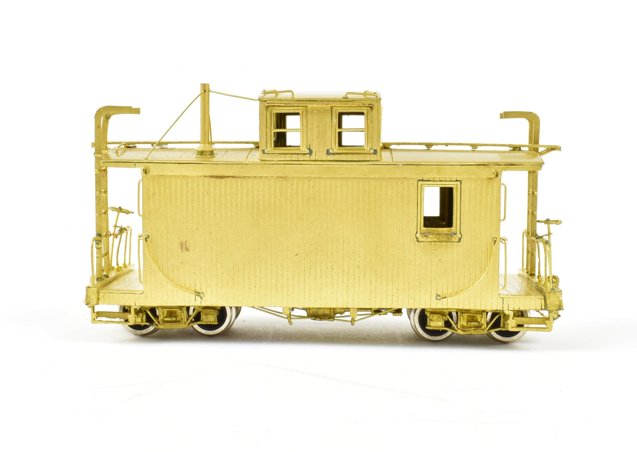 CLASSIC BELT BUCKLE RAILROAD TRAIN CAR CABOOSE ENGINEER CHESSLE GOLD TONE  BB6