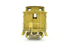 Load image into Gallery viewer, HO Brass NJ Custom Brass - RDG - Reading Wood Caboose
