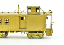 Load image into Gallery viewer, HO Brass Oriental Limited CB&amp;Q - CB&amp;Q NE-1 28&#39; Side Door Wood Caboose 
